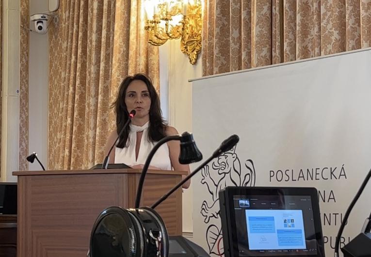 Mgr. Martina Běťáková